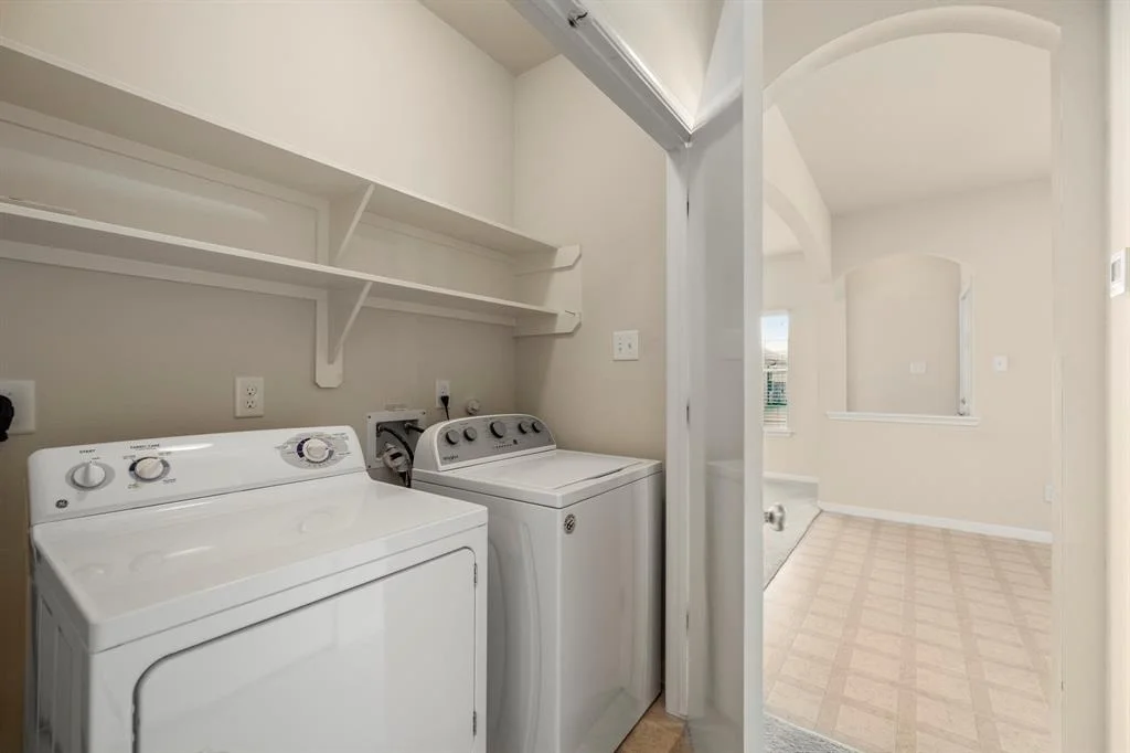 Photo of 4030 Mossy Place Lane