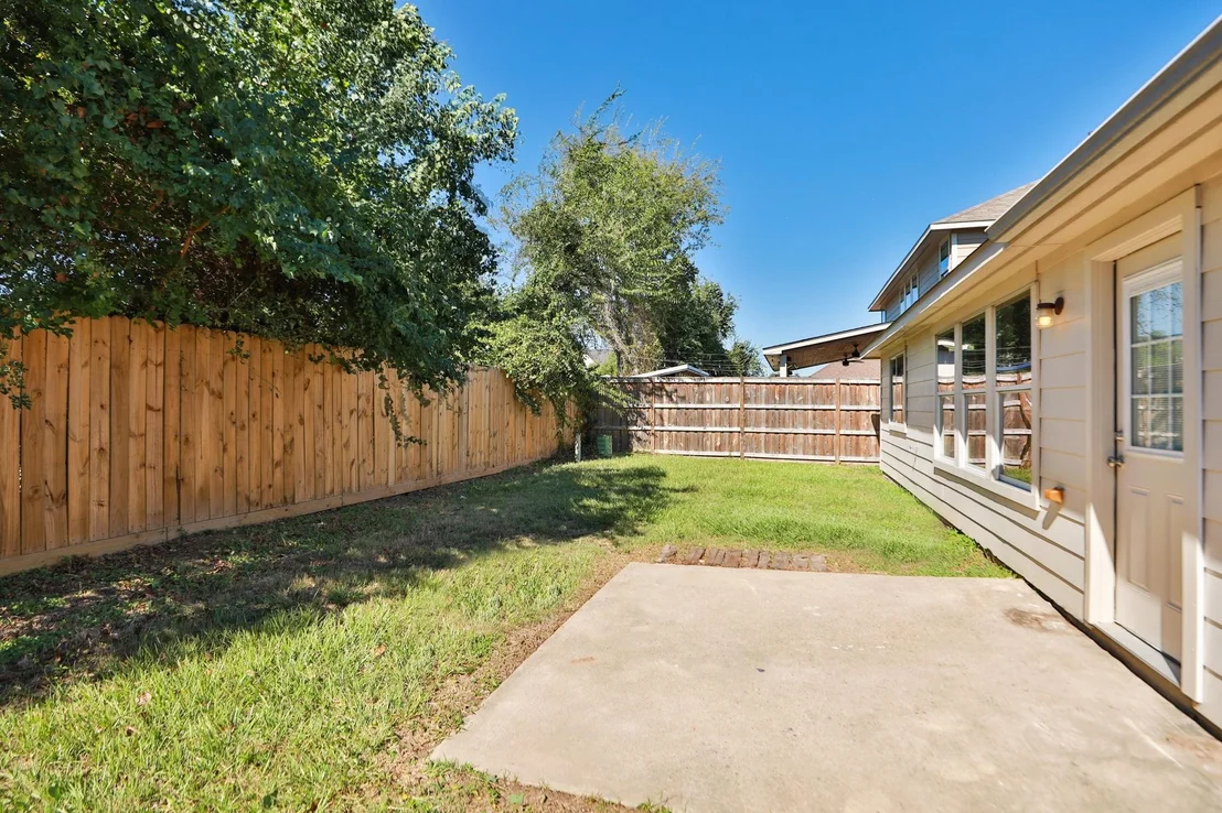Photo of 21807 Saragosa Pond Lane