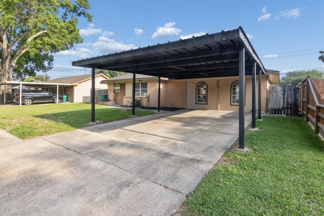 Photo of 3518 Thornwood Drive