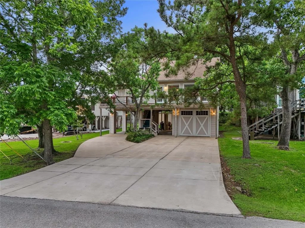 Photo of 268 Seminole Drive