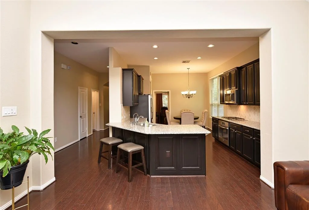 Photo of 6007 Hedgepark Drive
