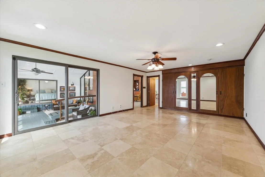 Photo of 2414 Baycrest Drive
