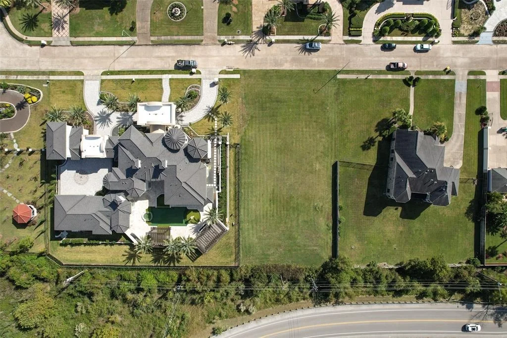Photo of 1780 Shore Line Drive