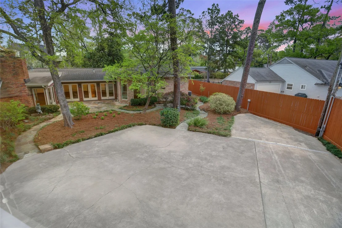 Photo of 309 Westminster Drive