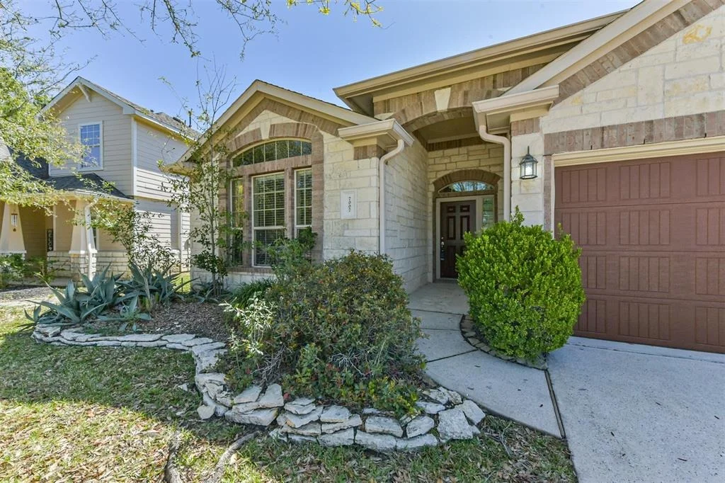 Photo of 7007 Windy Run Court
