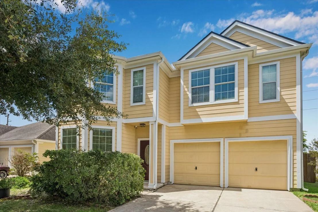 Photo of 22110 Guston Hall Lane
