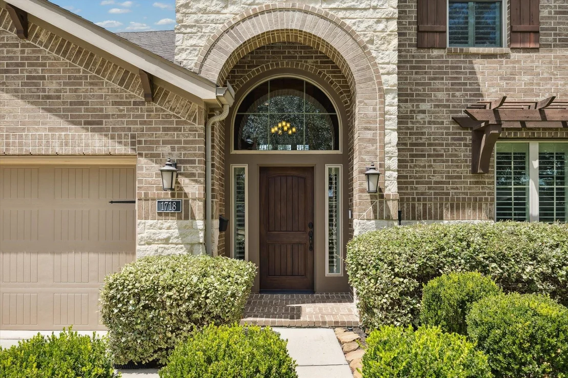 Photo of 1718 Wakefield Drive