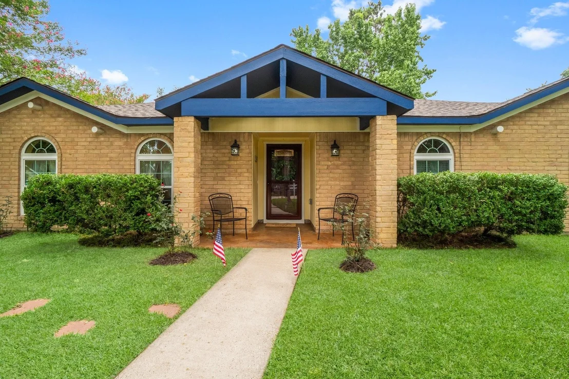 Photo of 27225 Orth Lane