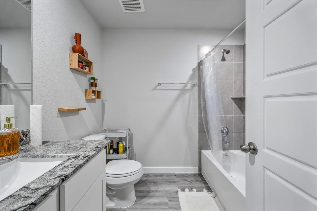 Photo of 115 Alder Loop