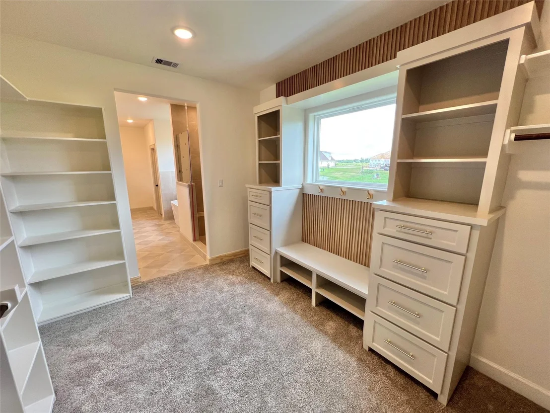 Photo of 839 Oak Ridge Drive