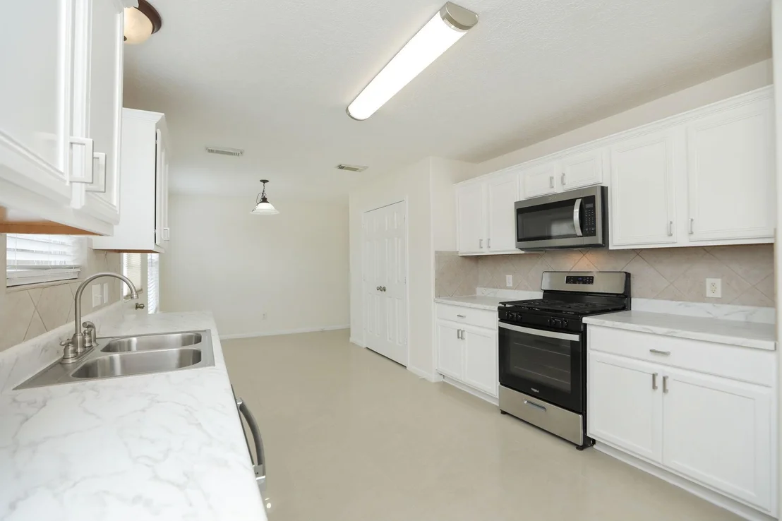 Photo of 6635 Barker Bend Lane