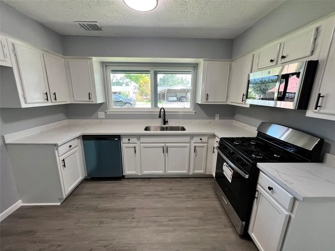 Photo of 17023 Sunshine Street