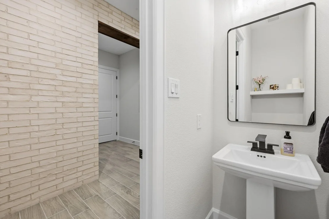 Photo of 2439 Centurian Circle