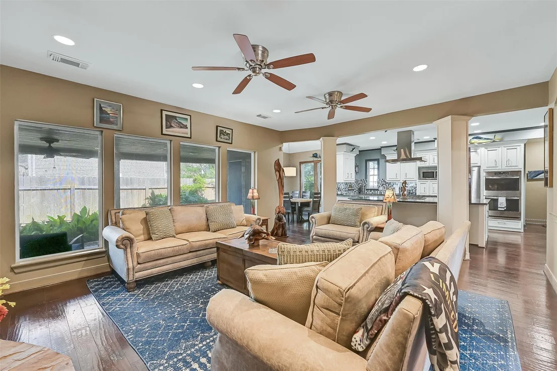 Photo of 3934 Tres Drive