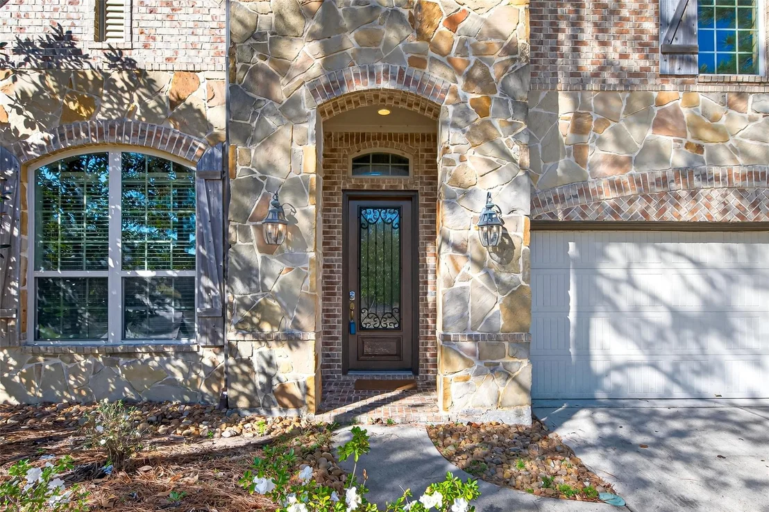 Photo of 14 S Sawbridge Circle
