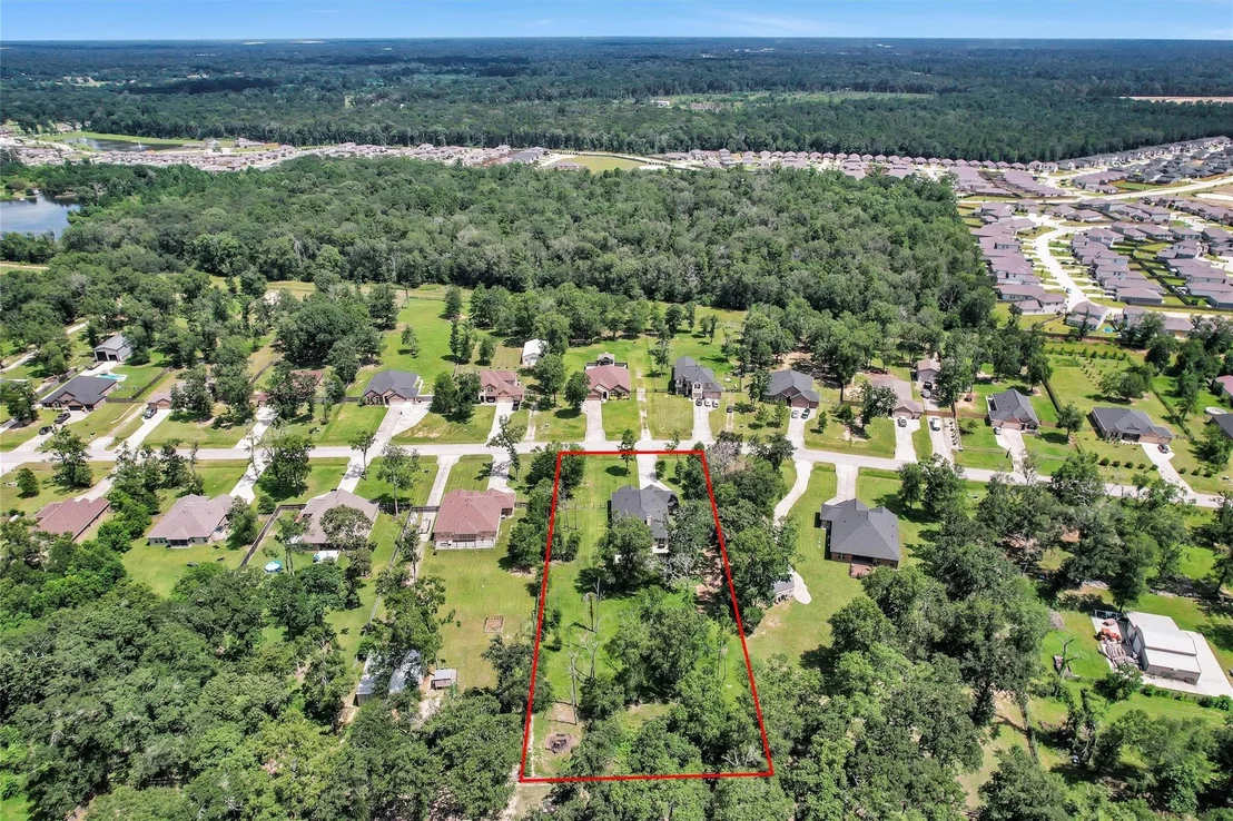 Photo of 9184 White Tail Drive