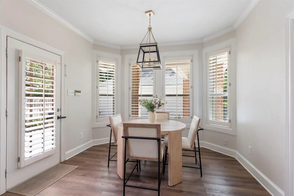 Photo of 38 E Shadowpoint Circle