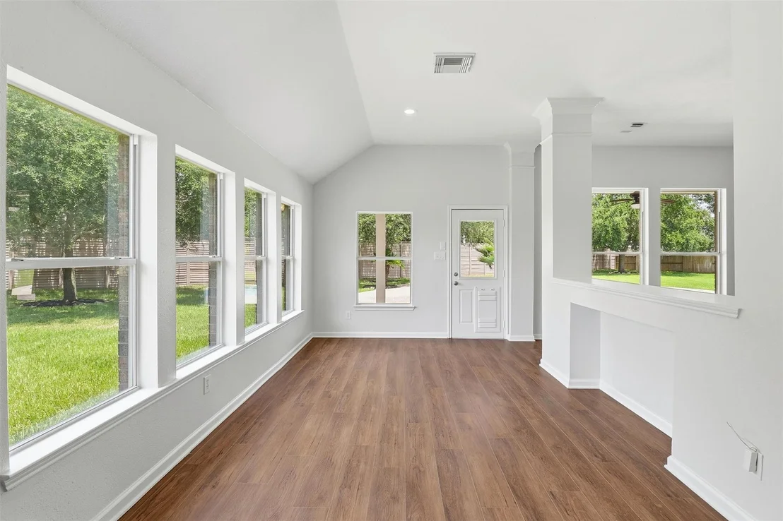 Photo of 8015 Ravens Point Drive