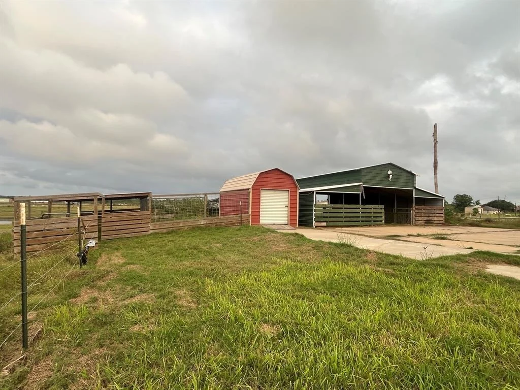 Photo of 5011 County Road 868d