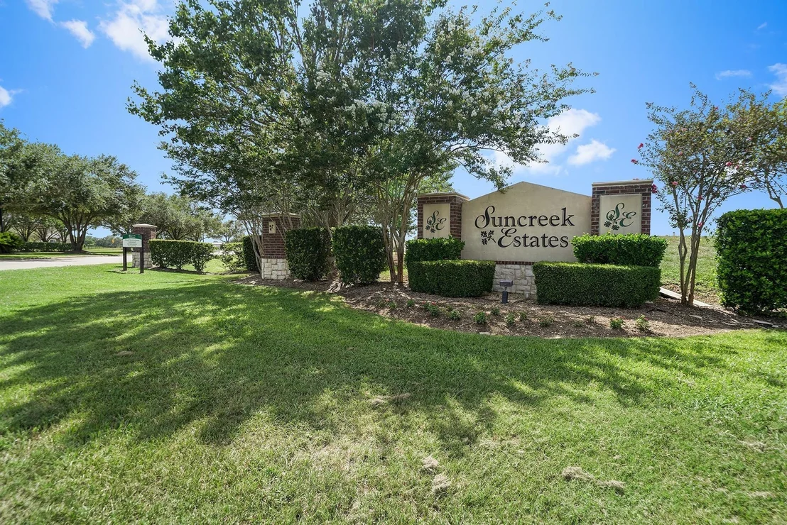 Photo of 351 Lily Lane
