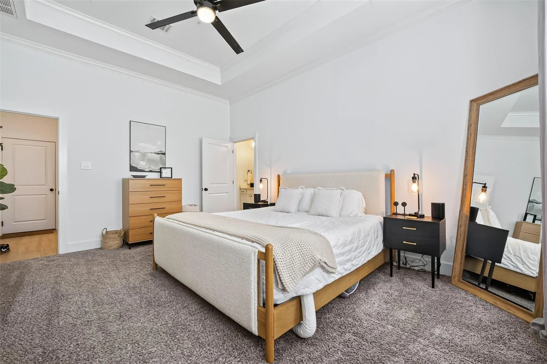 Photo of 10372 Fairview Drive