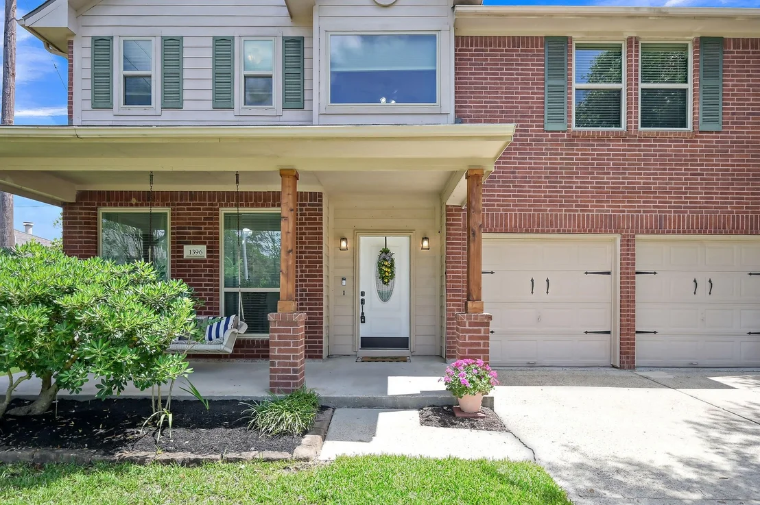 Photo of 1396 Havelock Drive