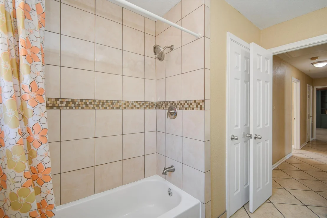 Photo of 1801 Acacia Circle