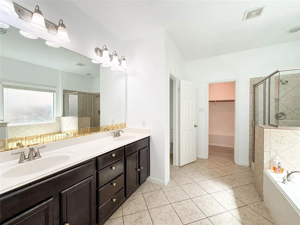 Photo of 2827 Defoe Drive