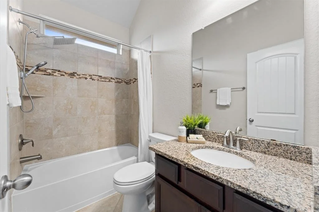 Photo of 8715 Gladiolus Drive