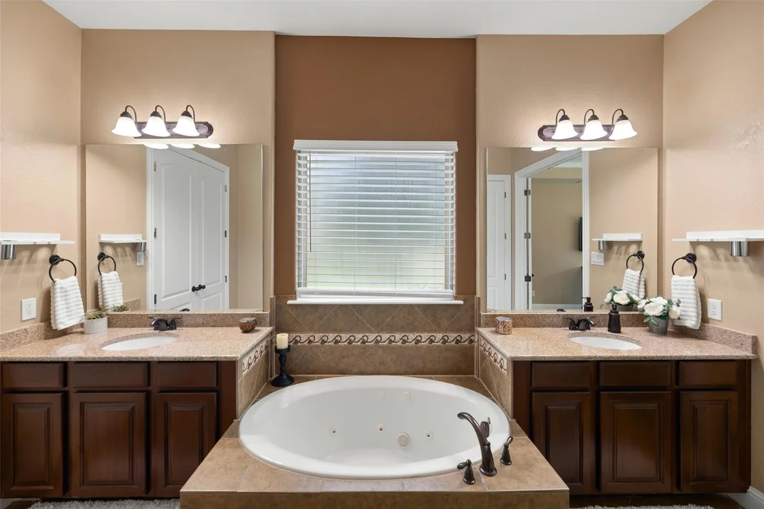 Photo of 5 Copper Cove