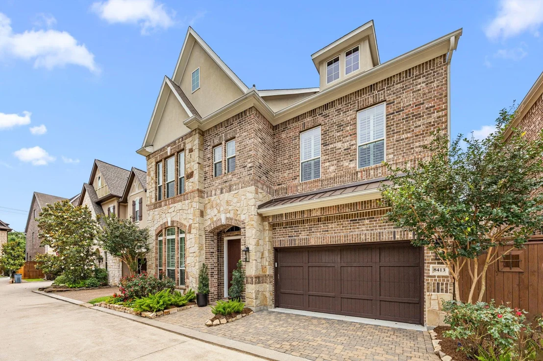 Photo of 8413 Moritz Green