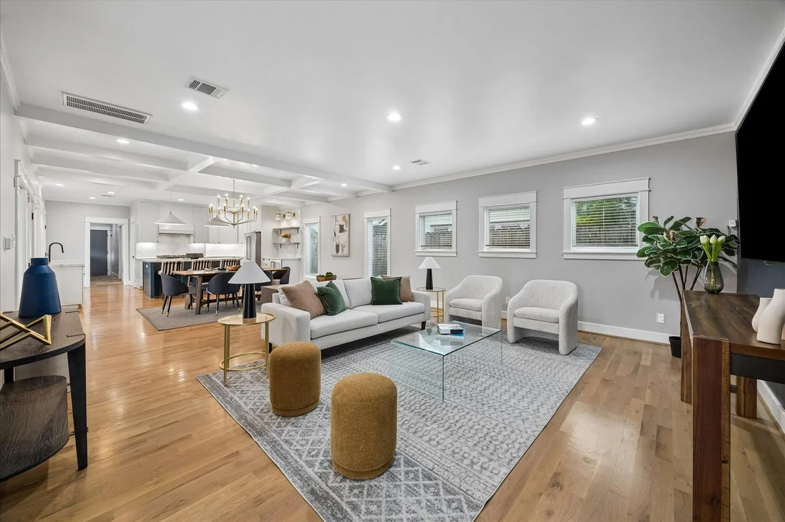 Photo of 1205 Temple Street