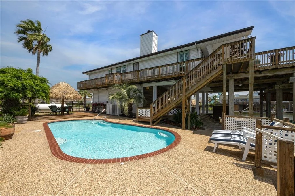 Photo of 1415 Mango Drive