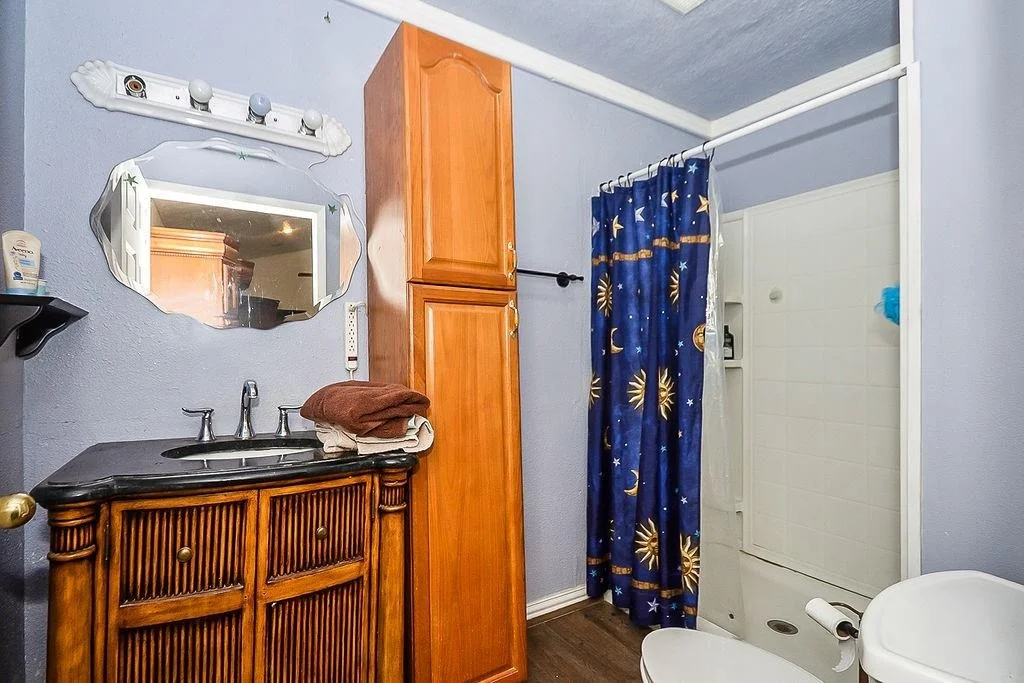 Photo of 4415 W Bayshore Drive