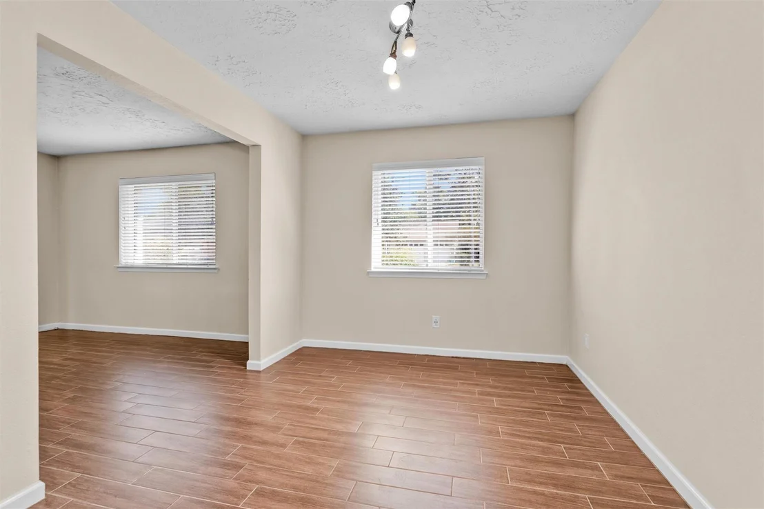 Photo of 4311 Enchantedgate Drive