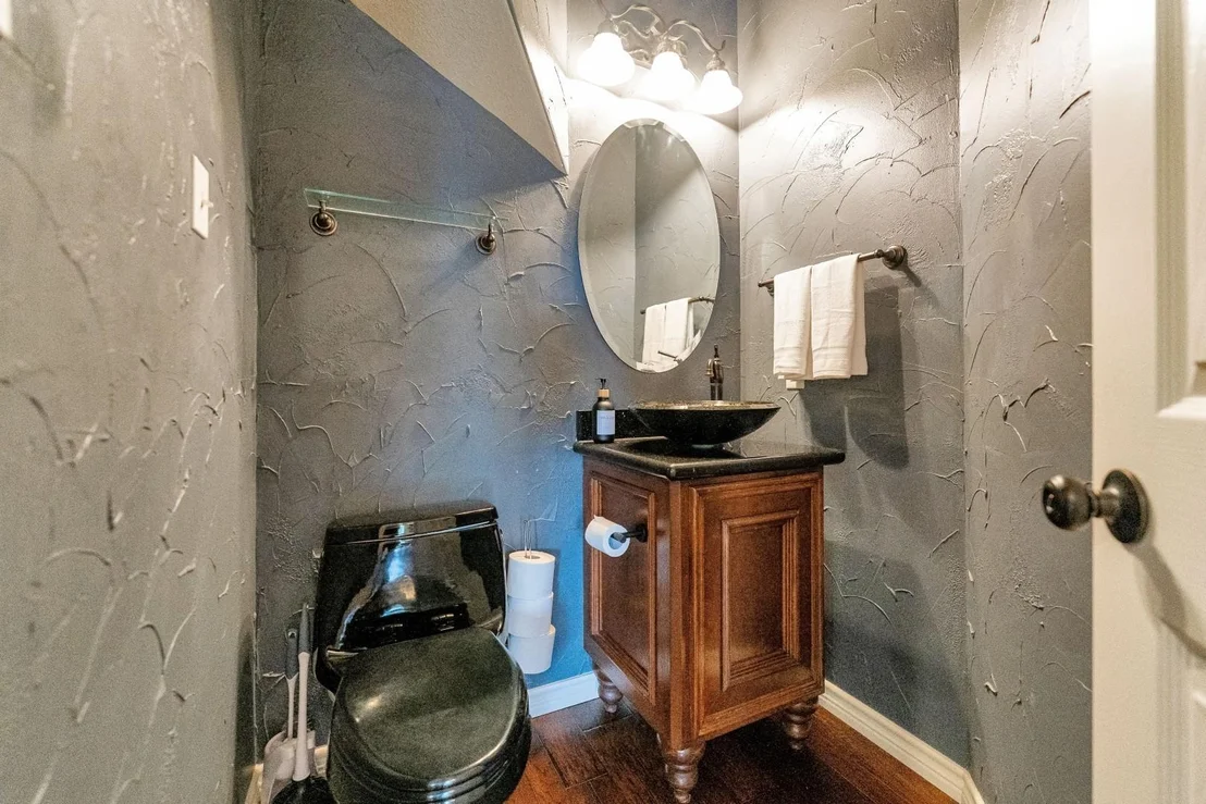 Photo of 8311 Shoregrove Drive