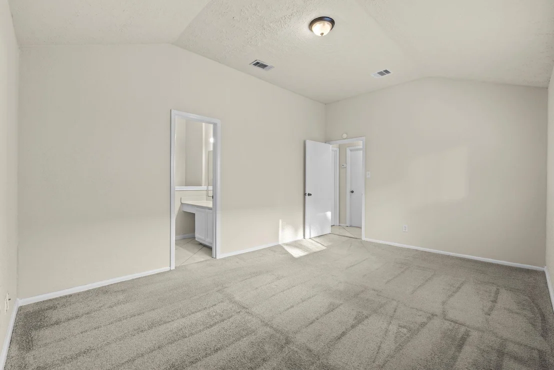 Photo of 4211 Hirschfield Road