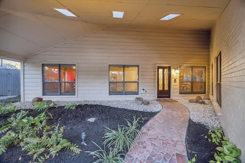 Photo of 8332 Cedarspur Drive