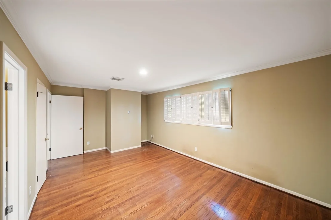 Photo of 6918 Pine Grove Drive
