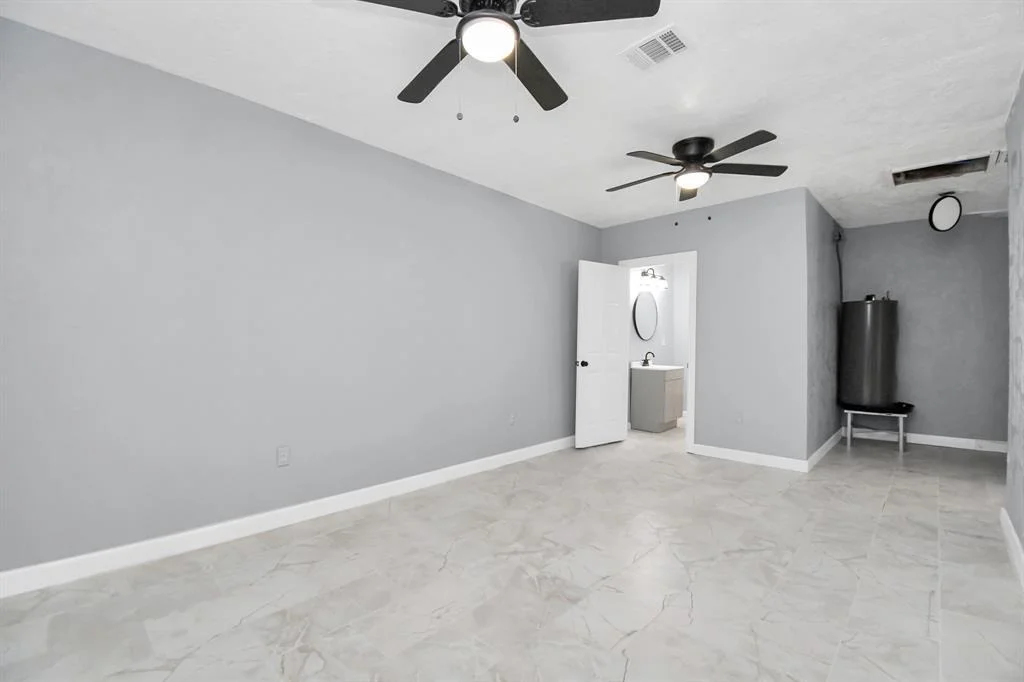 Photo of 555 Globe Street