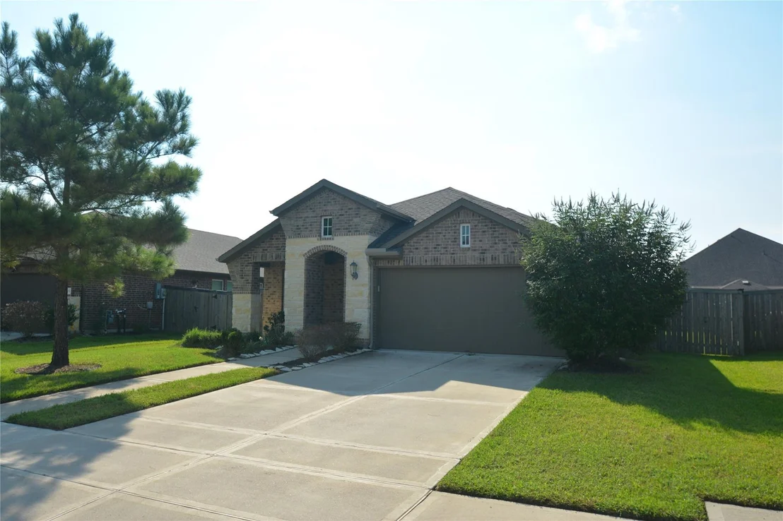 Photo of 1807 Iris Knoll Lane