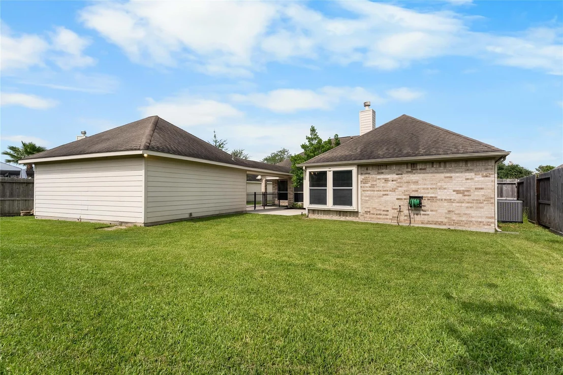 Photo of 18634 Summercliff Lane