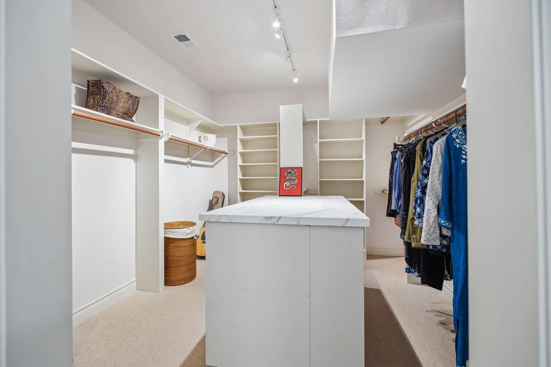 Photo of 18 Pinewold Circle