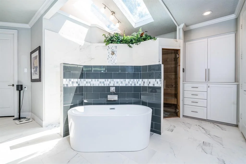 Photo of 3303 Torrey Pines Drive
