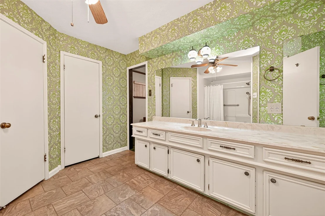 Photo of 614 Orangewood Drive