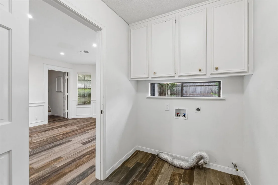 Photo of 17902 Fernbluff Drive