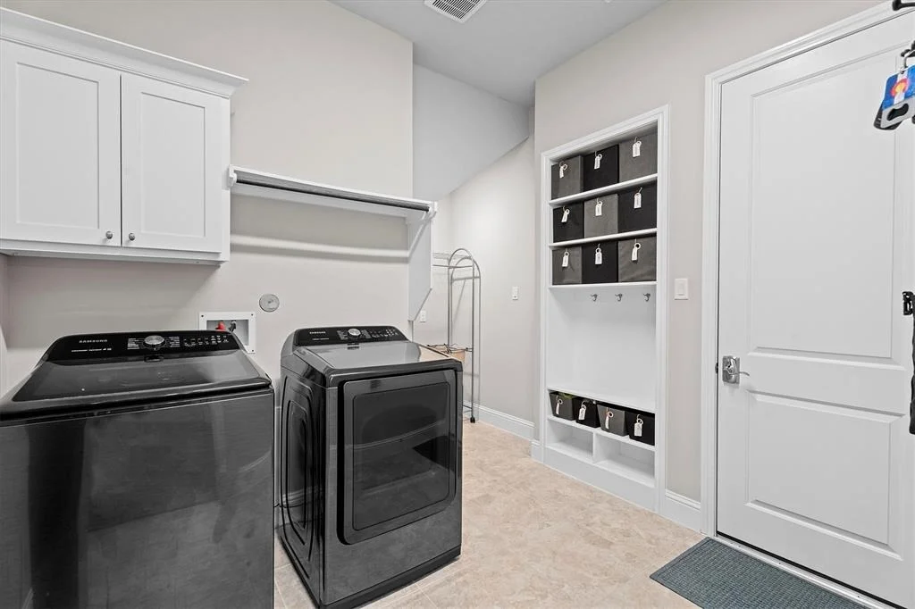 Photo of 27626 Long Cliff Lane