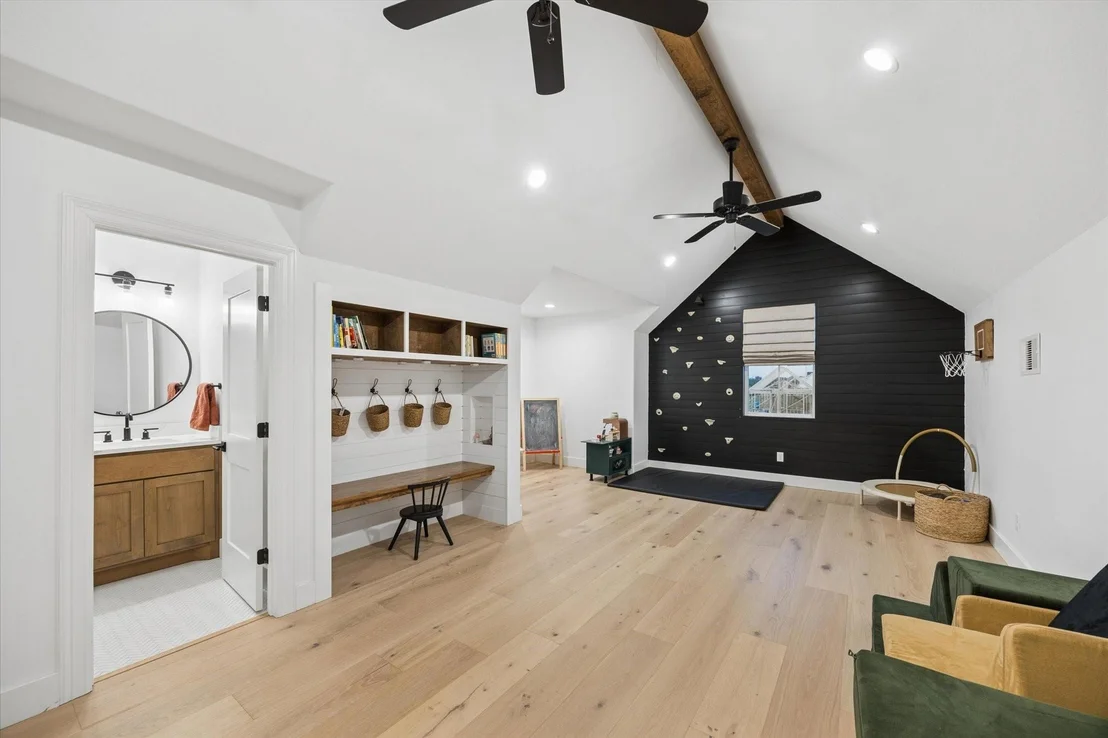 Photo of 5131 Timber Ridge Drive