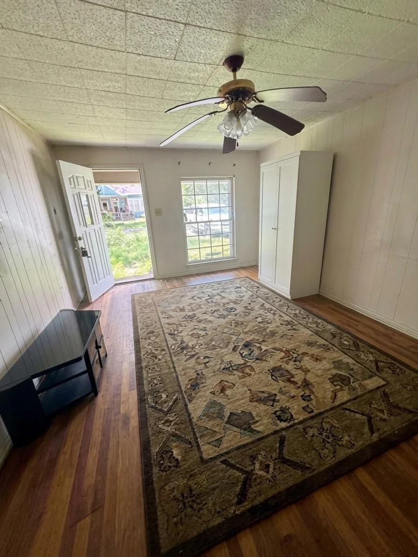Photo of 205 S 2nd Street