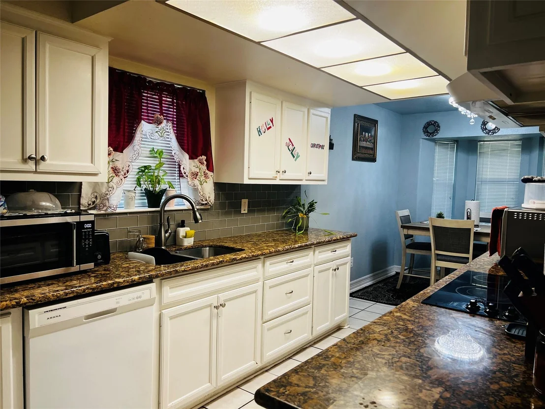 Photo of 522 Wild Wind Lane